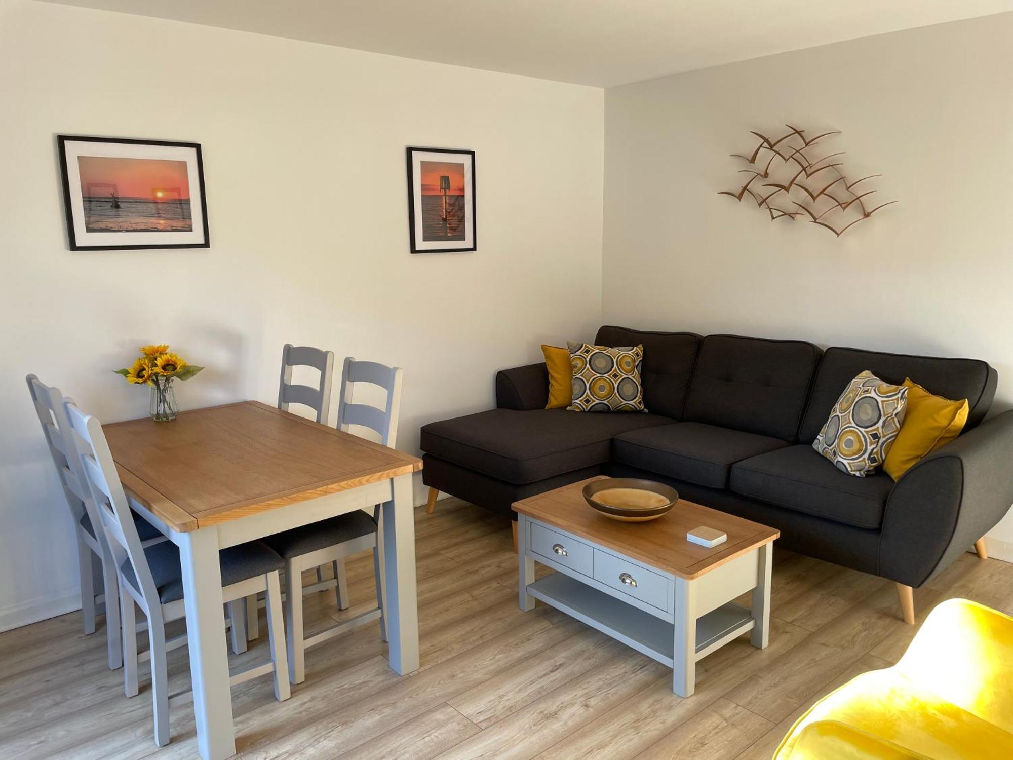 The Seagull, With Driveway And Patio Garden Villa Whitstable Exterior photo